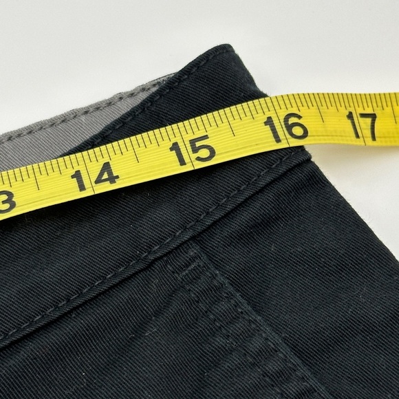 Quicksilver Men's Black Shorts - Picture 5 of 7